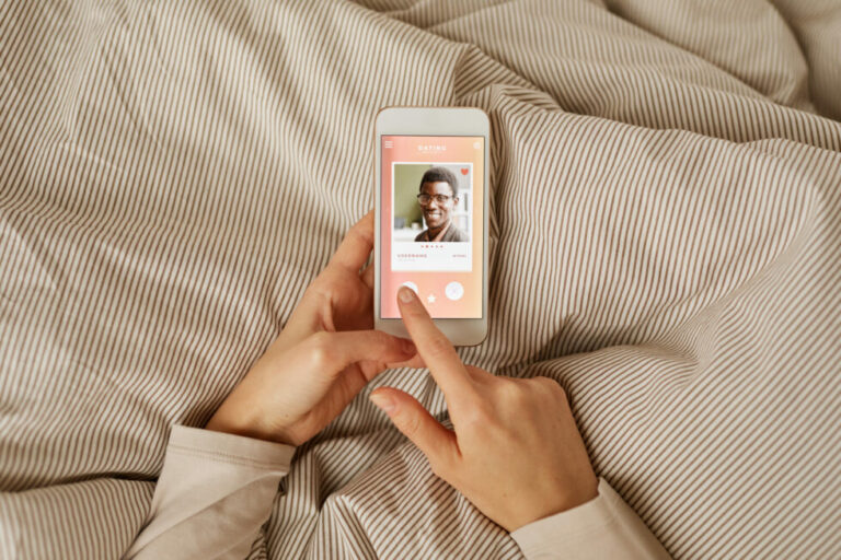 Dating Profilfoto Tipps: Der komplette Guide für mehr Matches